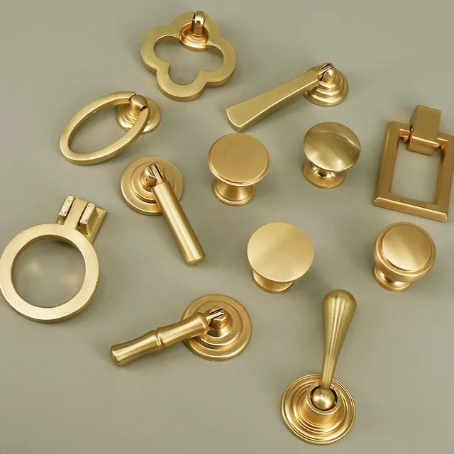 Goldene Möbelknöpfe aus gebürstetem Messing für Kommoden und Schranktüren - Bild 1