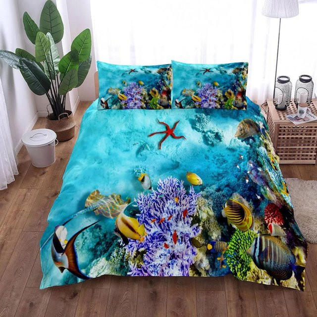 Bettwäsche-Set mit Unterwasserfisch-Motiv von Your Warm Home in Blau, bestehend aus Bettbezug und Kissenbezügen, B/H: 133 x 70 cm - Bild 1