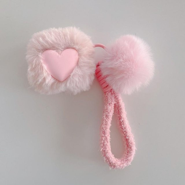 Plüsch AirPods Case mit 3D Herz und Bommel für AirPods Pro, AirPods 4, 3, 2, 1 und Pro 2 in Pink oder Weiß - Bild 1