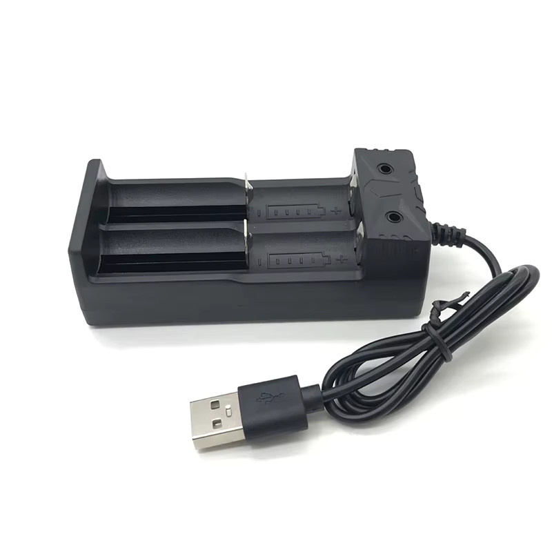 Dual USB Lithium-Ionen Akku Ladegerät mit 2 Steckplätzen in Schwarz - Bild 5