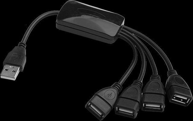 USB 2.0 Verlängerungskabel mit 1 Stecker auf 4 Buchsen als USB-Hub Splitter in Schwarz - Bild 1