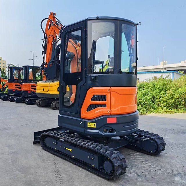 Kubota Minibagger mit Kabine, vollhydraulischer Raupenbagger in Orange - Bild 1