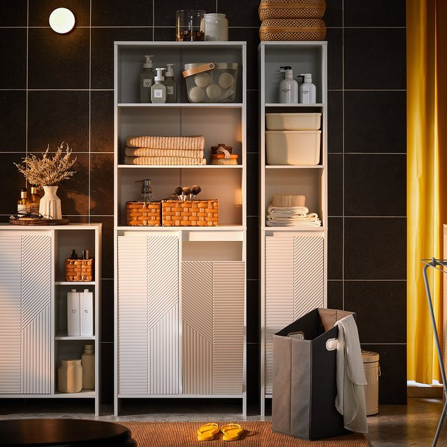 SoBuy BZR155-W Badezimmermöbel in Weiß mit Türen und Regalfächern, B/T/H: 60 x 30 x 171 cm - Bild 1