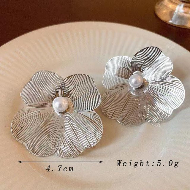 Ohrringe Blume Tropfen, grau, Damen - Bild 1
