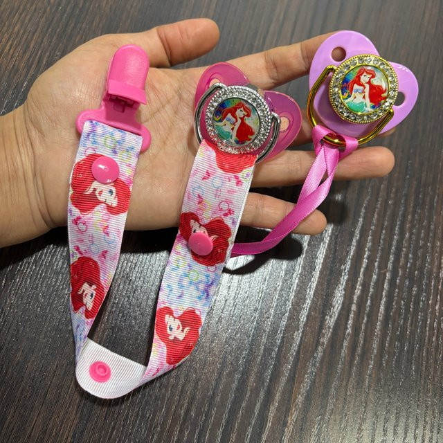 Disney Baby Schnuller- und Nippelhalter-Set aus Plüsch für Neugeborene Unisex - Bild 1