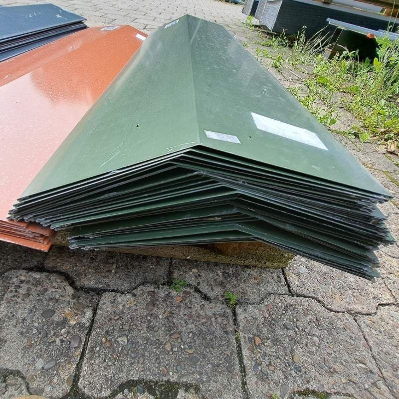 Firstblech Friedrich von Lien AG Chromoxidgrün RAL 6020 Länge: 100 cm - Bild 1