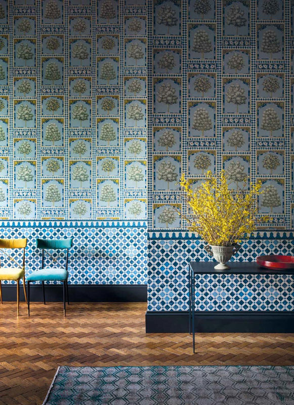 Cole & Son Tapete Sultan's Palace in China Blue und Ochre mit floralem Orient-Design und botanischem Muster aus Vlies - Bild 3