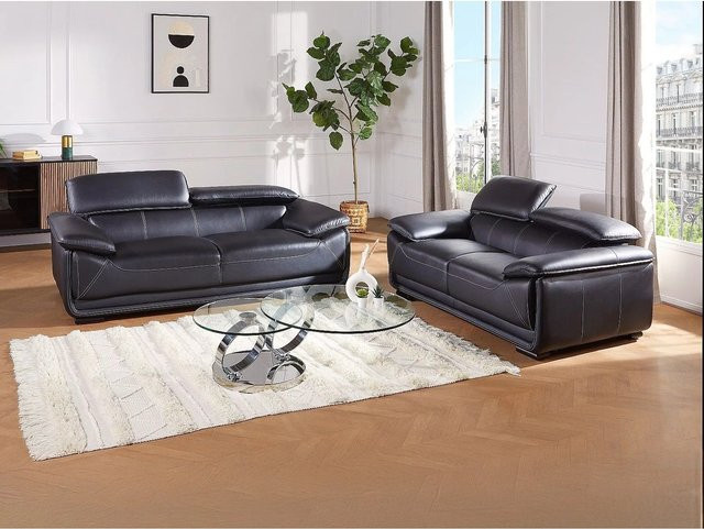 Vente-unique Couchgarnitur Macelo in Schwarz aus Kunstleder bestehend aus 2-Sitzer und 3-Sitzer - Bild 1