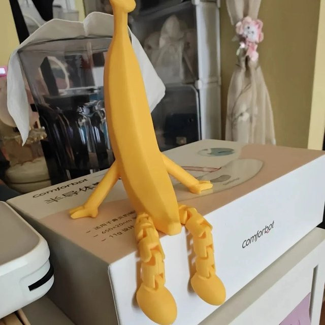 RBXC Banana Man Figur in Gelb, 3D-gedruckter beweglicher Schreibtischbegleiter aus Kunststoff für den Schreibtisch - Bild 1