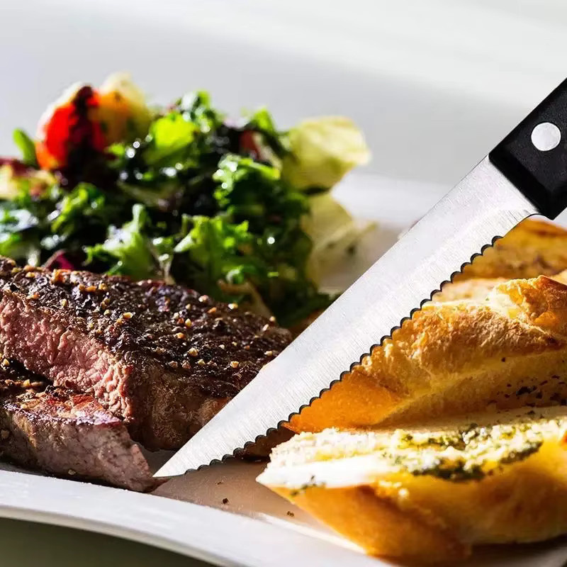 6-teiliges SHENJIU Steakmesser Set aus Edelstahl in Schwarz, scharfe gezahnte Küchenmesser, spülmaschinenfest - Bild 1