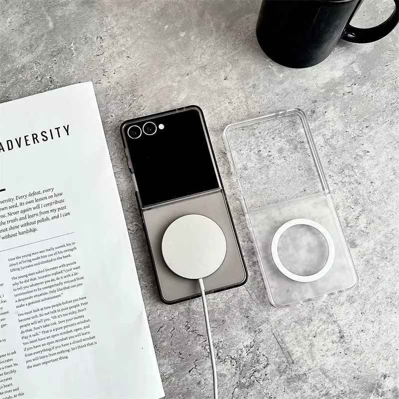 Transparente magnetische Handyhülle für Samsung Galaxy Z Flip und Z Fold Modelle, matte stoßfeste Schutzhülle in Schwarz und Transparent - Bild 3