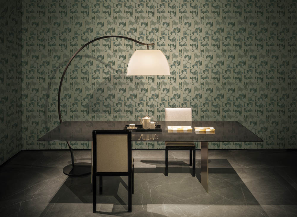 Armani Casa Tapete Capri 9612 in Beige und Grün mit botanischem Naturmotiv und textilem Design - Bild 1