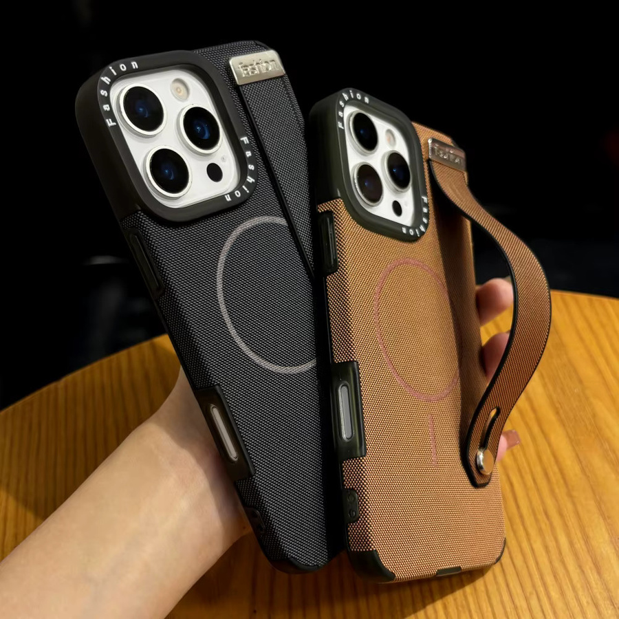 lolozzx Silikonhülle mit Handgelenkschlaufenhalter und Magnet für iPhone 16 Pro Max 15 14 13 12 11 Plus Air Magsafe Soft Bumper Cover in Schwarz und Lila - Bild 1