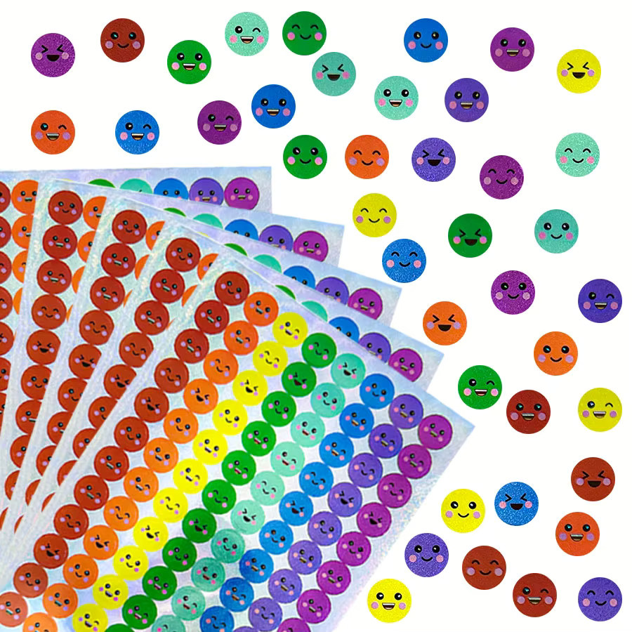 960 Stück Happy Face Aufkleber in Multicolor – Selbstklebende Smile-Belohnungssiegel aus Glitzerfolie - Bild 4