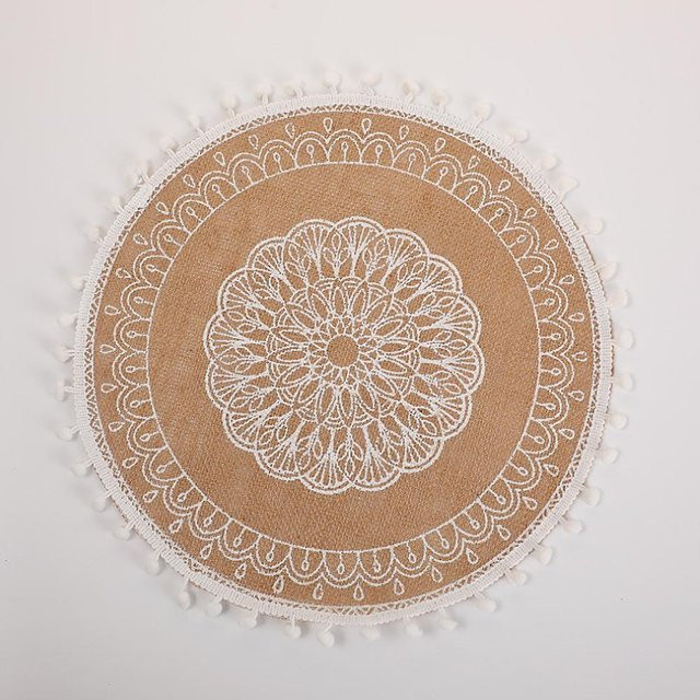 Rundes Tischset von Yiran Furniture aus Baumwolle und Leinen im Boho-Stil mit floralem Muster, Beige, Durchmesser: 38 cm - Bild 1