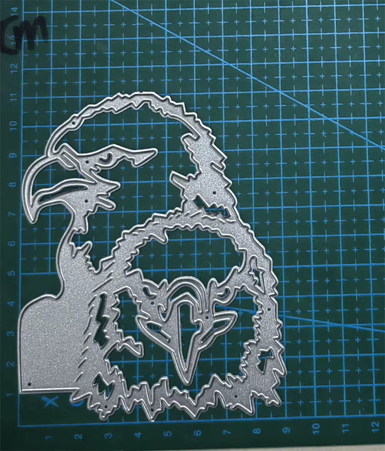 Metall Stanzform Adler für Papierhandwerk und Sammelalben in Silber - Bild 2