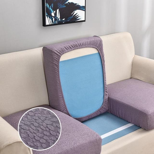 Rutschfester Sitzkissenbezug mit Jacquard-Muster in Violett für dein Sofa - Bild 1
