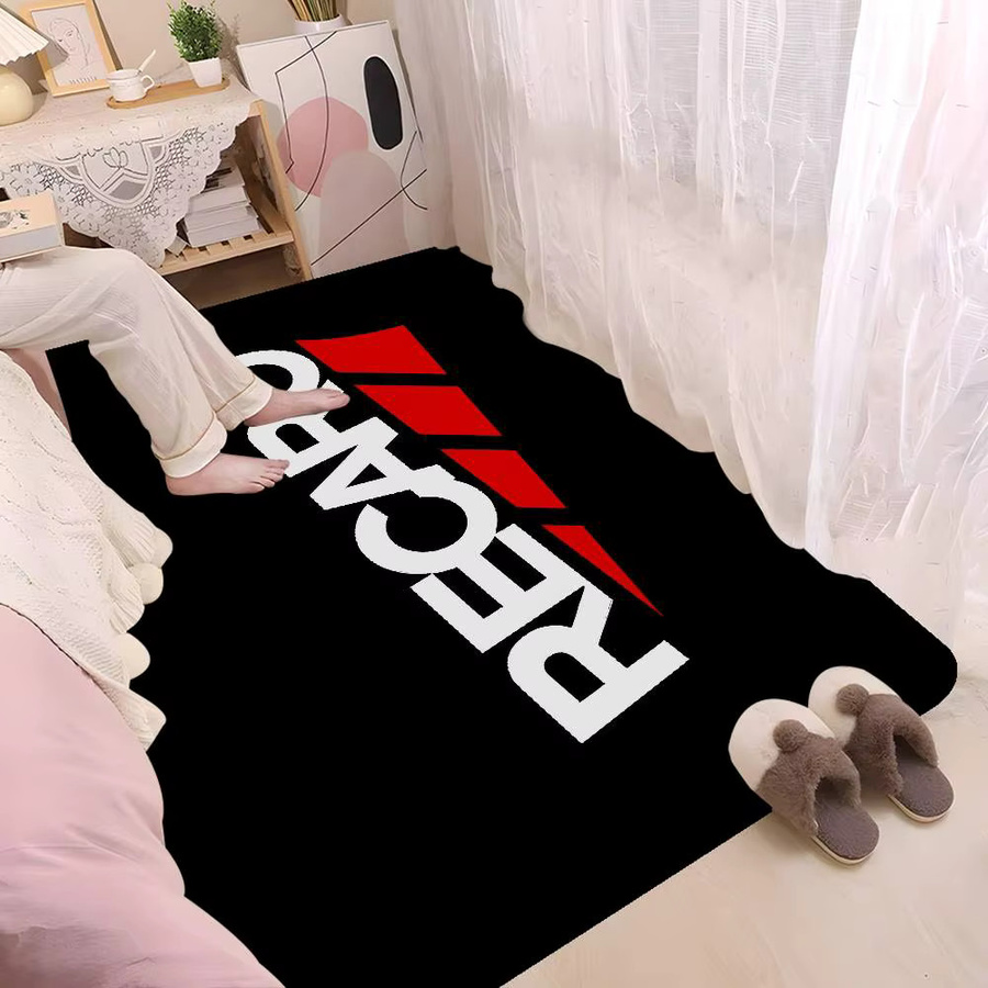 Recaros Logo-Raummatte in Schwarz, rutschfest und wasserabsorbierend mit Streifenmuster - Bild 2
