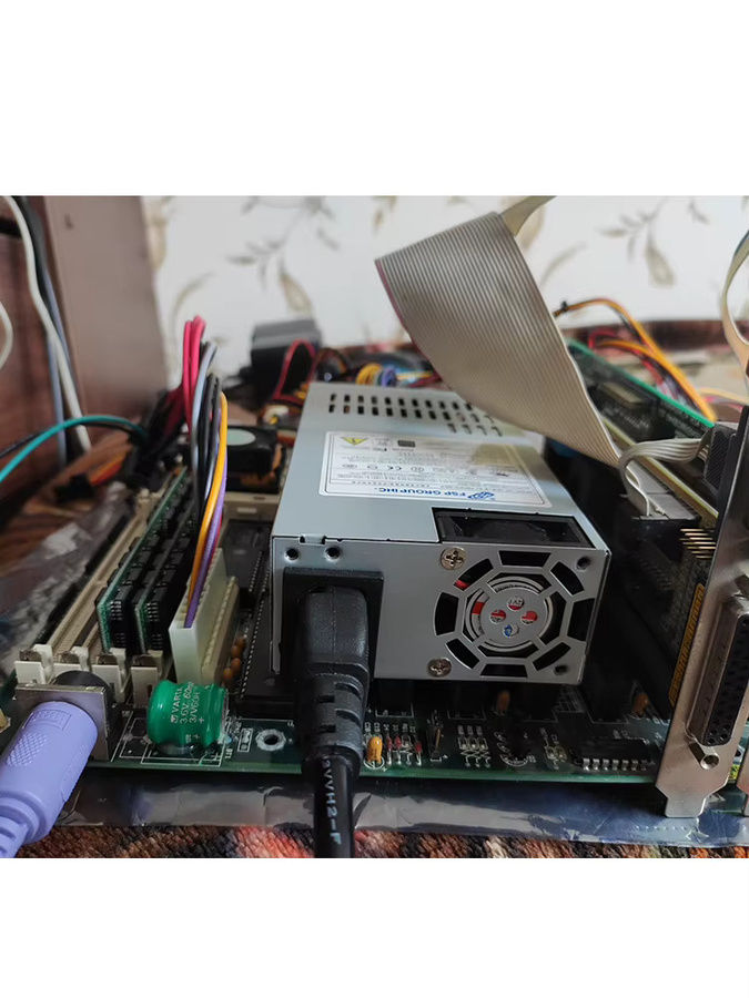 FSP Netzteil FSP270-60LE 270W 220V in Silber für NAS und Desktop-Computer mit Silent Fan und 20Pin+4Pin Anschluss - Bild 3