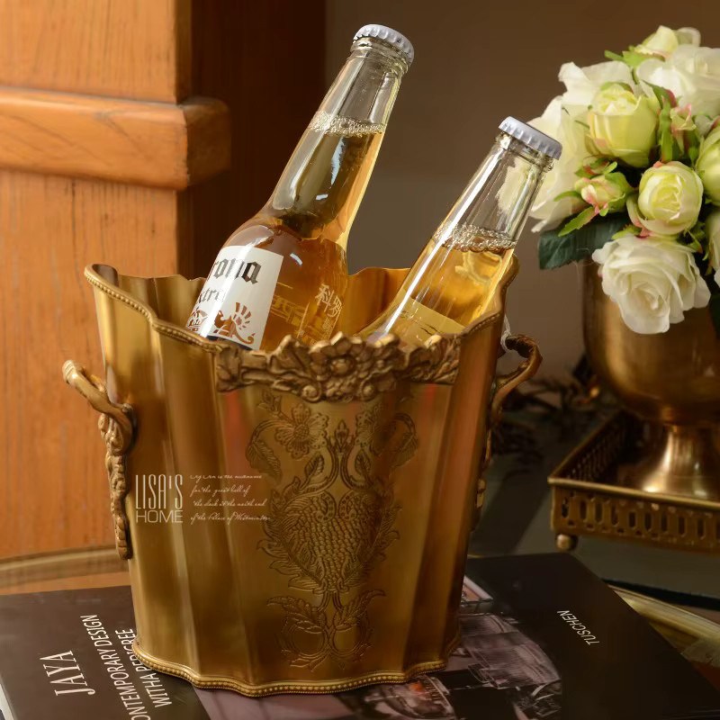 Luxuriöser Champagner-Eiskübel aus Messing in Rot und Gold für den Tisch - Bild 2