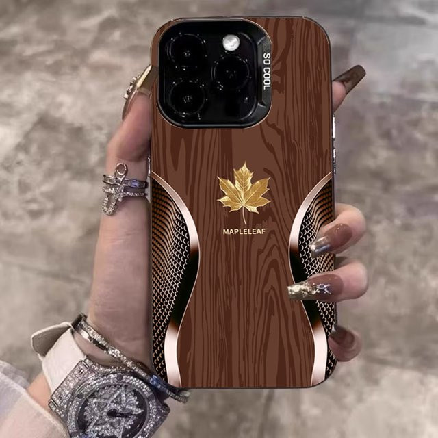 Handyhülle mit Gold Ahornblatt und Holzmaserung für Xiaomi Redmi Note 14 13 12 11 10 Pro Plus 12S 11S 15C 14C in Gold und Braun - Bild 1