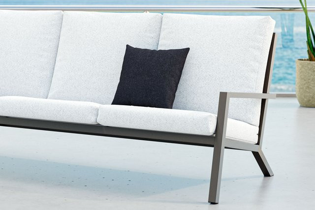 OUTFLEXX Kissen aus Polyester in Anthrazit, wasserabweisend und pflegeleicht, B/T/H: 45 x 45 x 45 cm - Bild 1