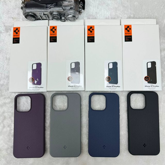 Spigen TPU Matt Magnetische Softcase Hülle für iPhone kompatibel mit MagSafe, Schwarz - Bild 1