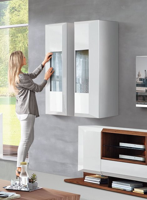 Hängevitrine MONDO PRISMA in Weiß mit Glastüren und Regalen, B/T/H: 120 x 45 x 41 cm - Bild 1