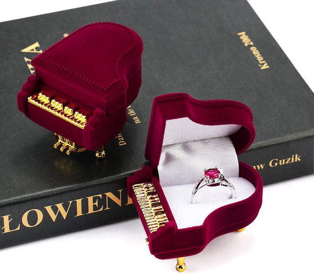 QIAO Schmuckschatulle aus Samt und Tüll in Rot für Eheringe, Ohrringe, Halsketten und Armbänder - Bild 1