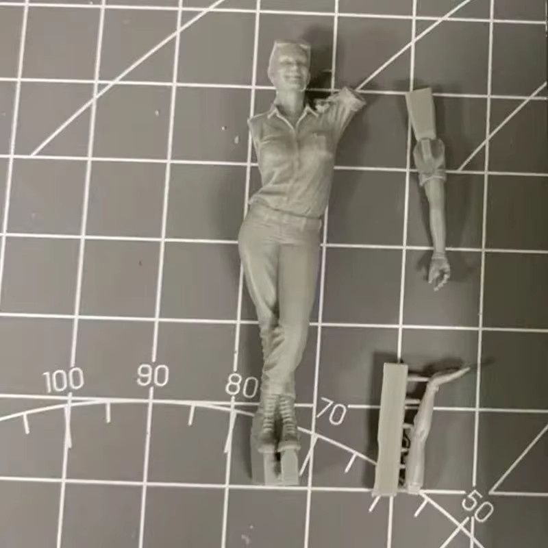 BAANFU Harz-Soldaten-Modellbausatz, israelischer weiblicher Soldat, Maßstab 1:35, unpainted - Bild 2