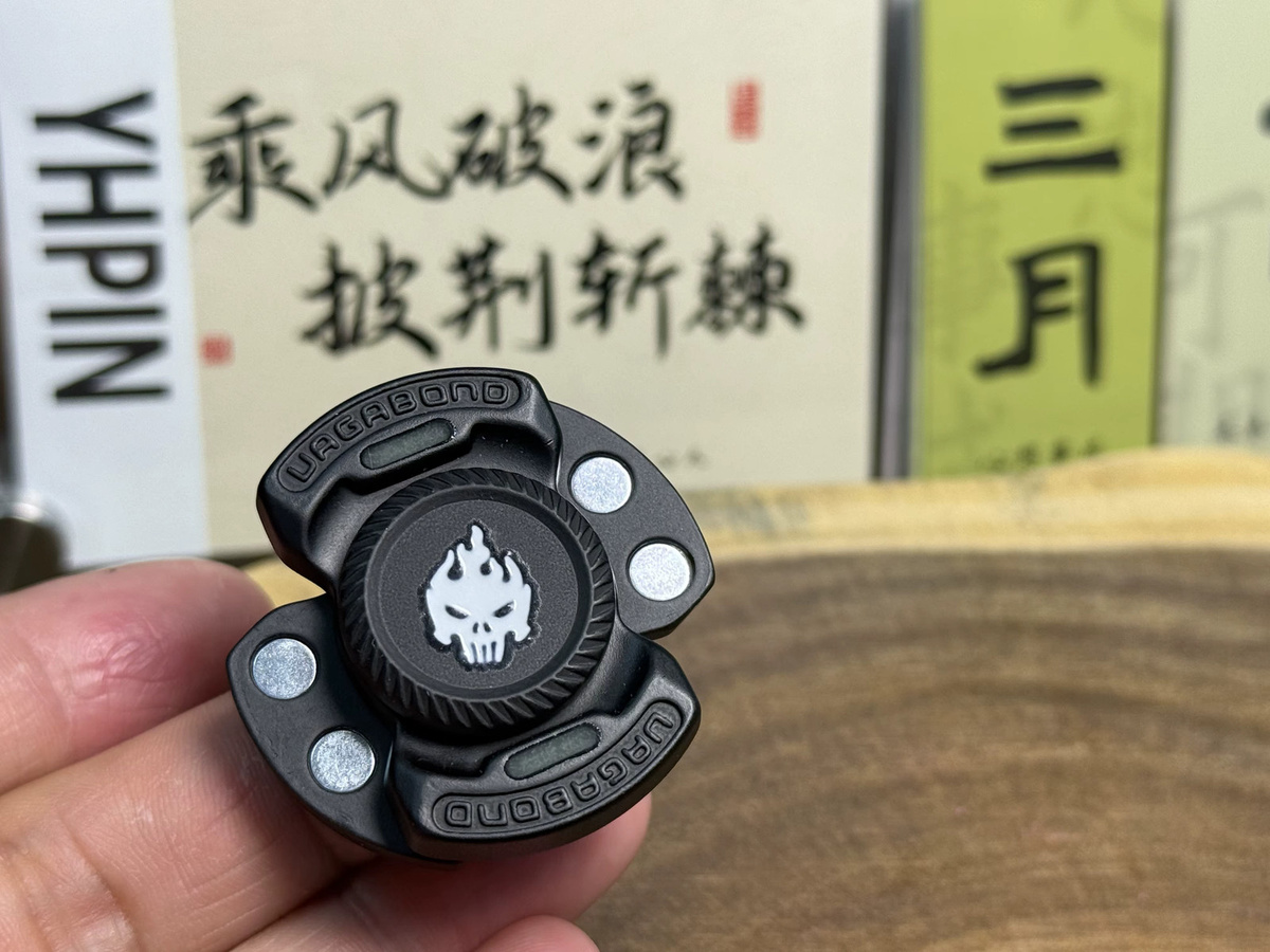 YIJOO EDC Mini Open Armor Metall-Fidget-Spinner - Bild 3