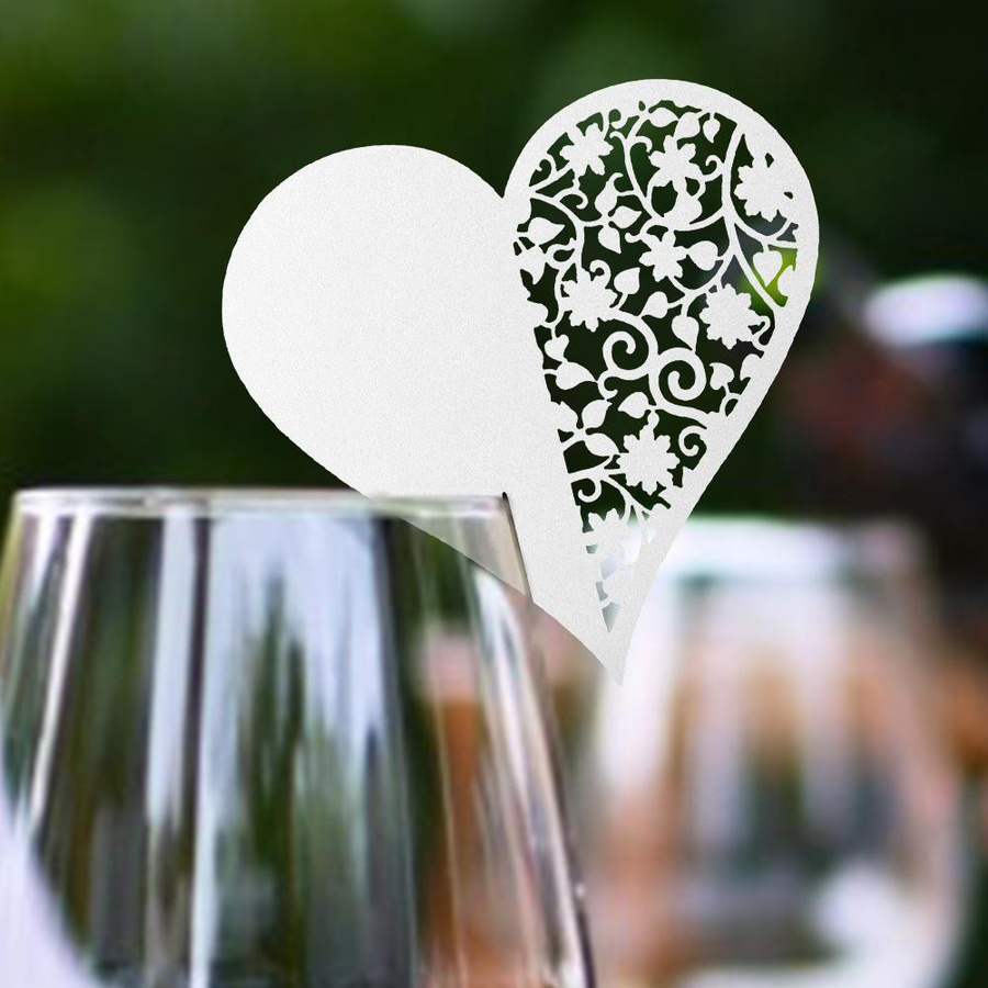 50 Stück CosyHome Herzform Hohl Namensschilder in Weiß für deine Hochzeit und Tischdekoration - Bild 2