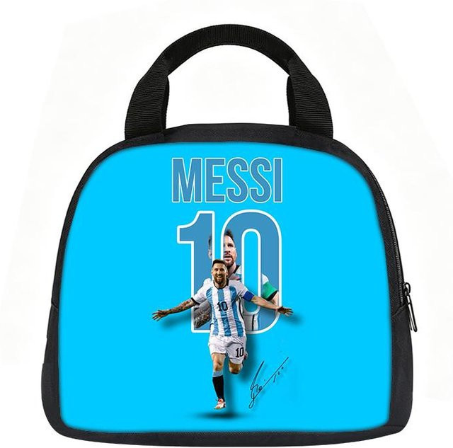 Isolierte Lunchtasche Messi Motiv von Fancy Style Studio in Blau - Bild 1