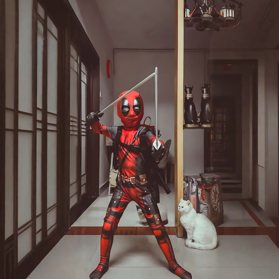 Hot Toys Marvel Deadpool-Kostüm, Overall, Schwert-Set, Rot - Bild 6
