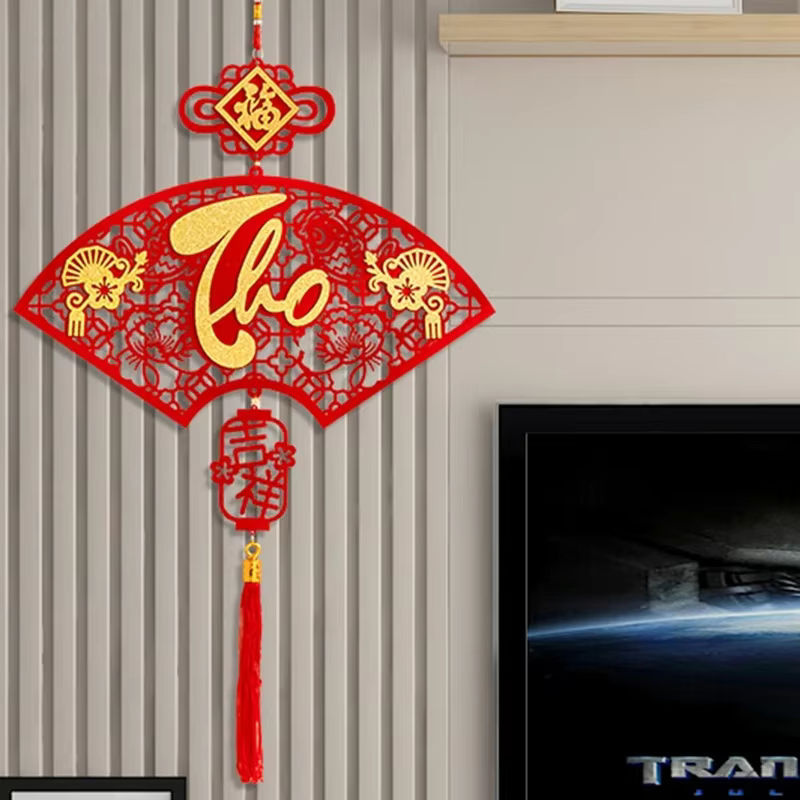Rote hängende Dekoration für das chinesische Neujahr und Frühlingsfest mit Blumenmotiven und Quasten aus Papier - Bild 3