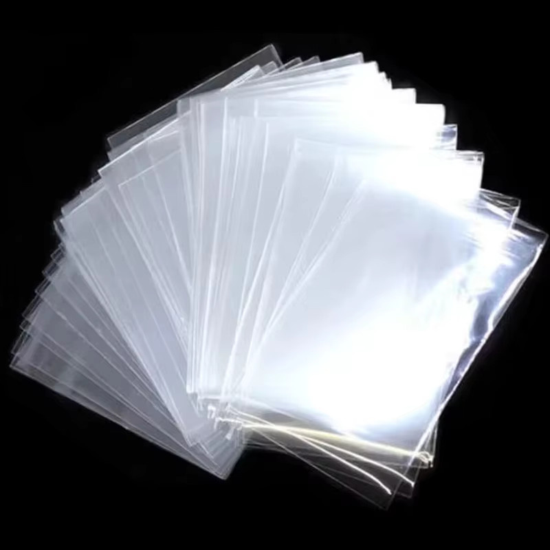 ZYF Kartenhüllen transparent aus Kunststoff, 3 Packungen à 100 Stück, 65 x 90 mm, Schutz für deine Spielkarten-Sammlung - Bild 3