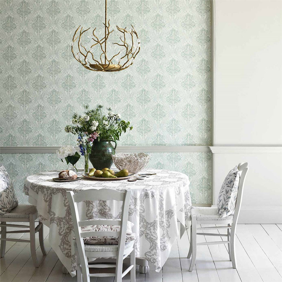 Sanderson Tapete Lerena Wedgwood Blau Vlies mit floralem Vintage-Muster und botanischen Tiermotiven - Bild 1