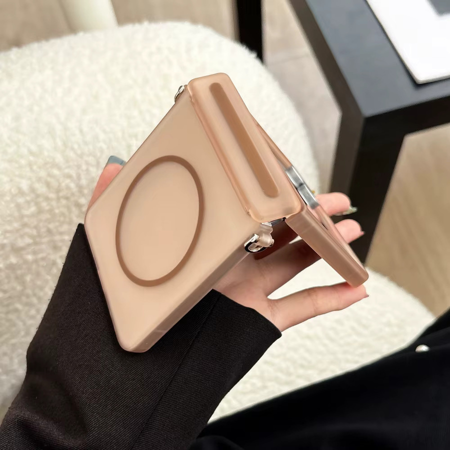 Matte magnetische Handyhülle für Samsung Z Flip 8 7 6 5 5G mit MagSafe Kompatibilität, stoßfest und ultradünn, Farbe: Schwarz - Bild 4