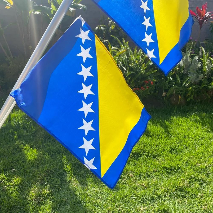 Flagge Bosnien und Herzegowina aus Polyester mit zwei Metallösen, B/H: 90 x 150 cm - Bild 4
