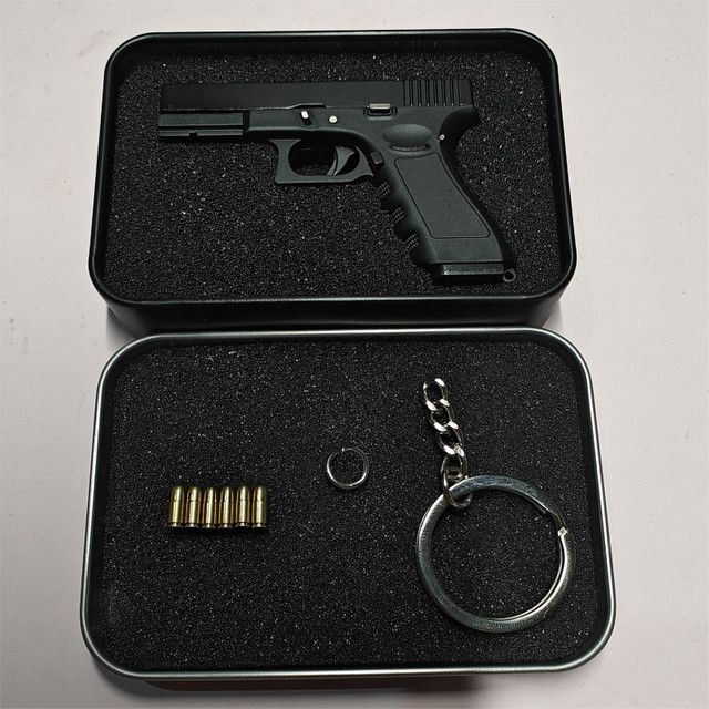 Empire GLK G17 Pistole Modell aus Zinklegierung in Silber mit 1:3 Maßstab - Bild 1