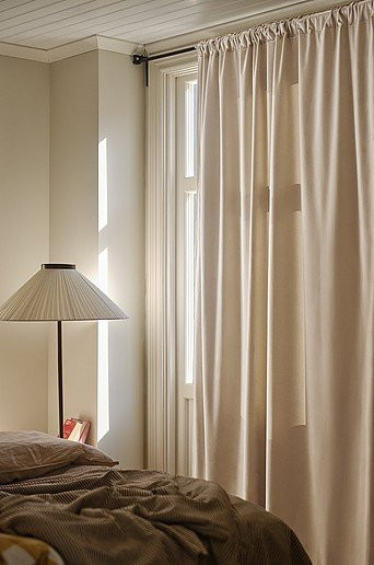 Jotex ELSIE Verdunkelungsvorhang aus Samt und Polyester, einfarbig, Breite: 140 cm - Bild 1
