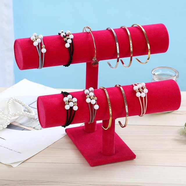Schmuckständer von OutsideWorld in Rot als moderner Armband- und Scrunchie-Halter für dein Zuhause oder dein Schaufenster - Bild 1