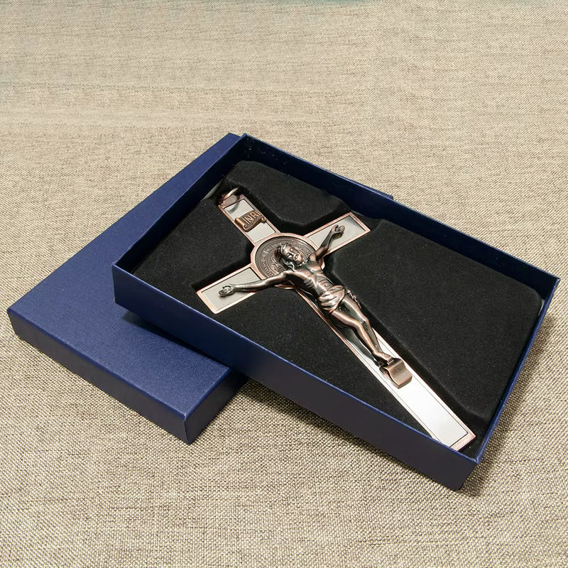 HTISOK Katholisches Kreuz aus Zinklegierung in Silber mit St. Benedikt-Medaille und INRI als religiöse Wanddekoration - Bild 4