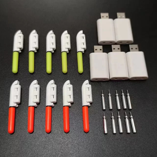 10er Set Elektronische Leuchtstäbe Gelb mit 10 wiederaufladbaren CR322 / CR425 Batterien und Clip für die Angelrute zum Nachtangeln - Bild 1