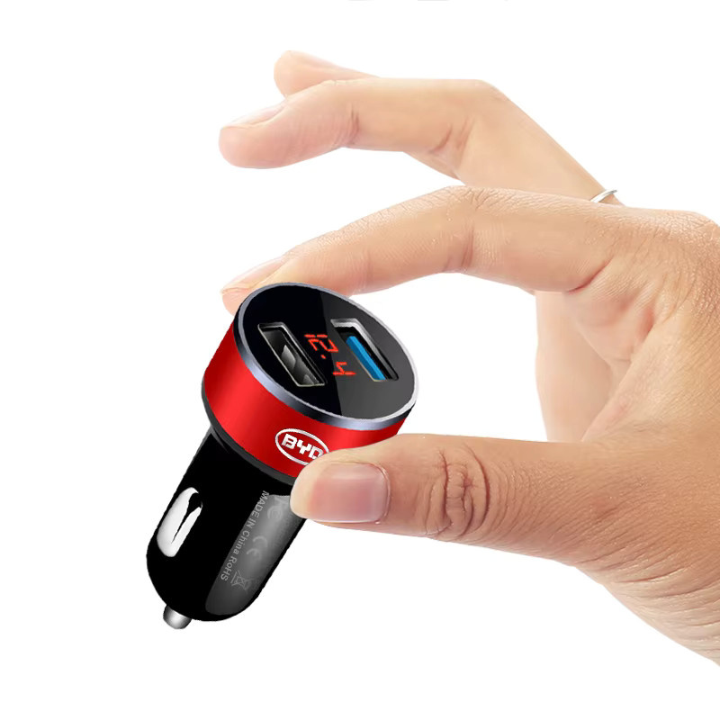 BYD Auto-Ladegerät mit 2 USB-Anschlüssen, Schnellladung und Digitalanzeige - Bild 2