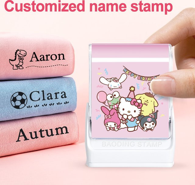 Personalisierter wasserfester Namensstempel von Joytop mit blühfreier Tinte für Schulbedarf und individuelle Designs - Bild 1