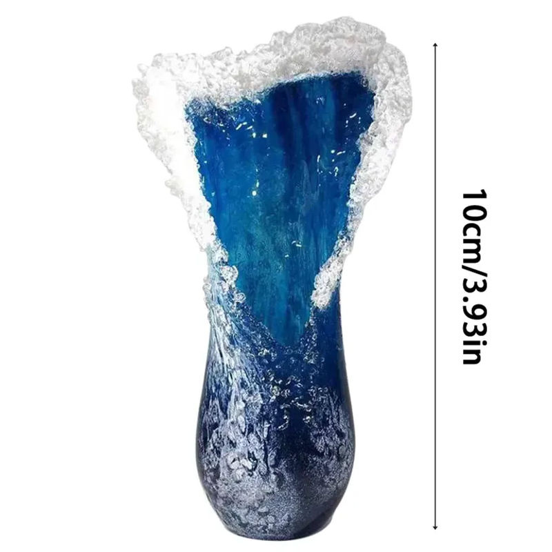 Moderne wellenförmige Vase aus Kunstharz in Ozeanblau mit abstrakter Riss-Optik zur Dekoration - Bild 5