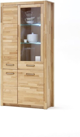 Vitrine Svenja aus massiver Kernbuche, geölt, Braun, mit Glastüren, integrierter Beleuchtung und Regalen