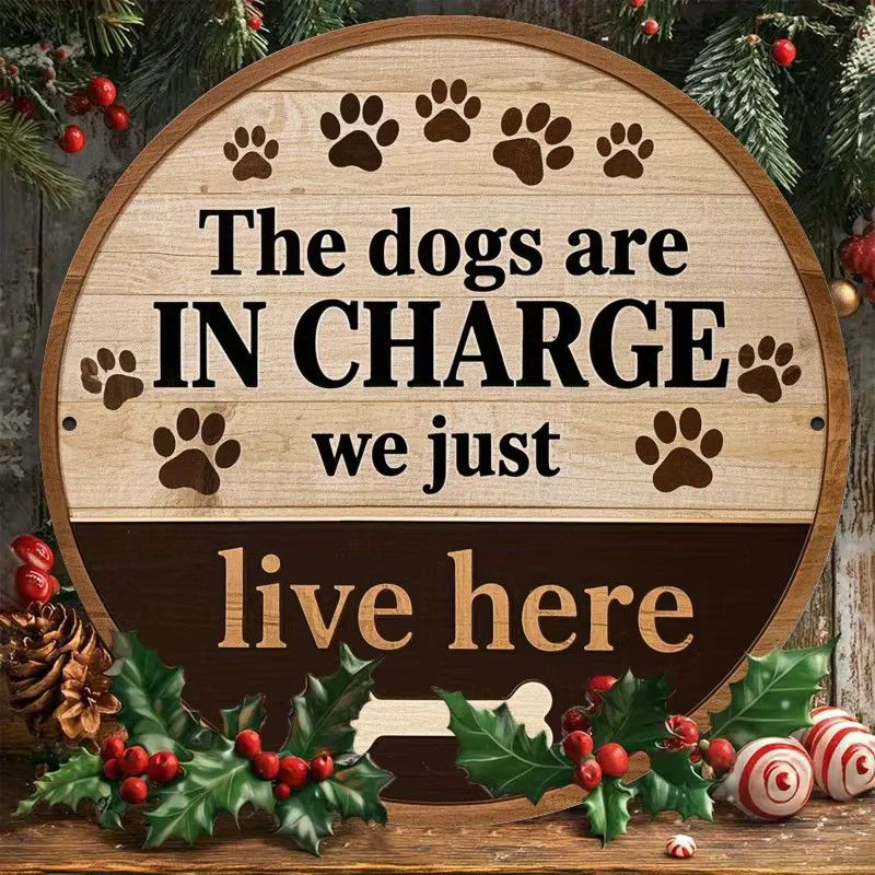 Potdemiel Dog Deco Vintage Rundes Schild aus Eisen The Dogs Are In Charge Wanddekoration Durchmesser: 20,3 cm - Bild 6
