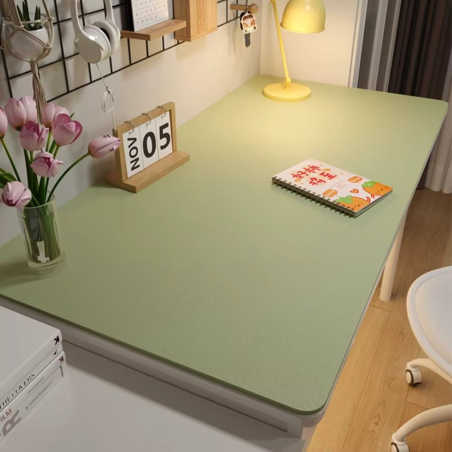 Schlichte Schreibtischunterlage aus Leder in Grau oder Grün für deinen Schreibtisch - Bild 2